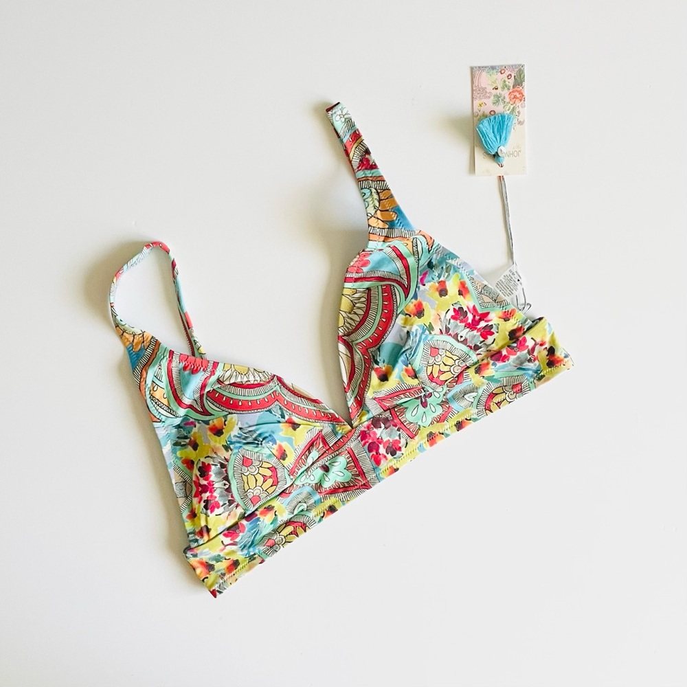NWT Johnny Was LARGE Jade multicolor wireless lined swim bikini top